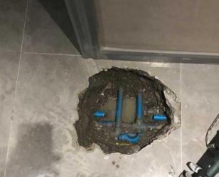铁山阳台漏水维修公司分享下暖气管道漏水的原因有哪些